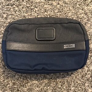 TUMI Alpha 2 Split Travel Kit Dual-Tone Toiletry Bag